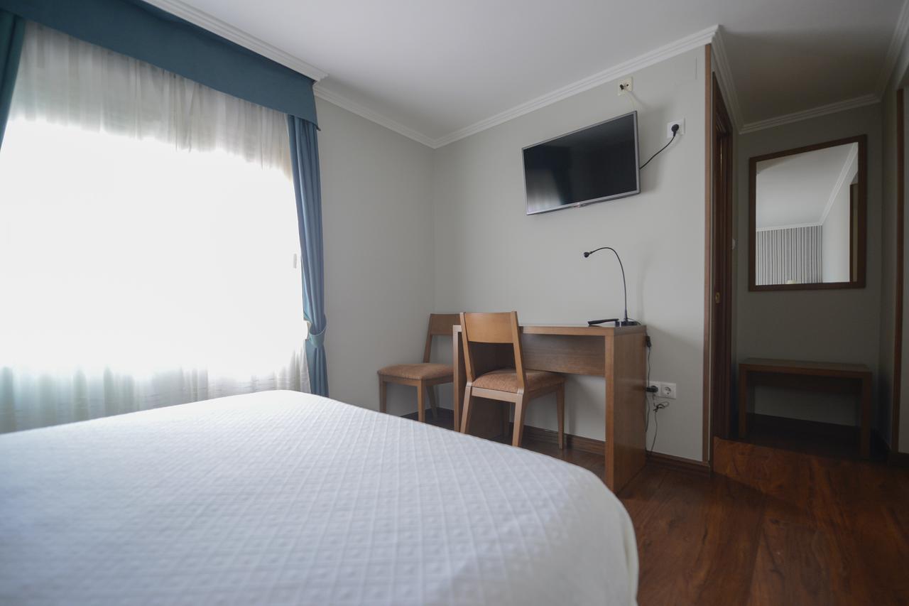 Hospedaxe A Vila A Pobra do Caramiñal Esterno foto